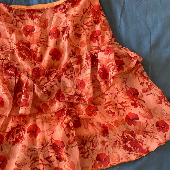 Peach and Red Floral Ruffle Mini Skirt - Picture 2 of 4
